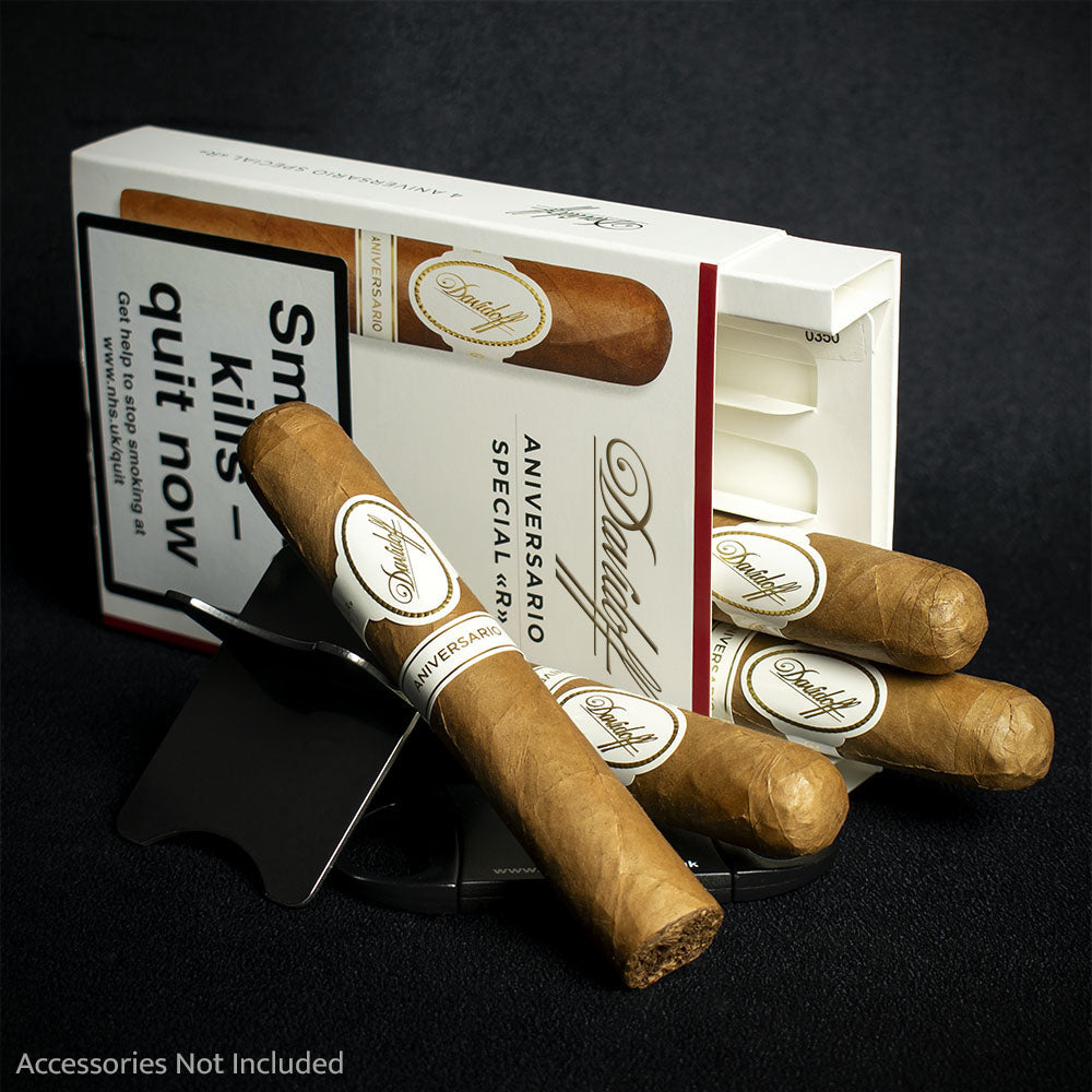 Davidoff Davidoff White 702 Series Aniversario Special R Pack Unit (4)