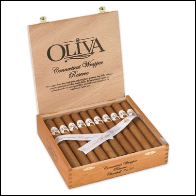Oliva Oliva Connecticut Reserve Petit Corona Unit (30) Petit Corona