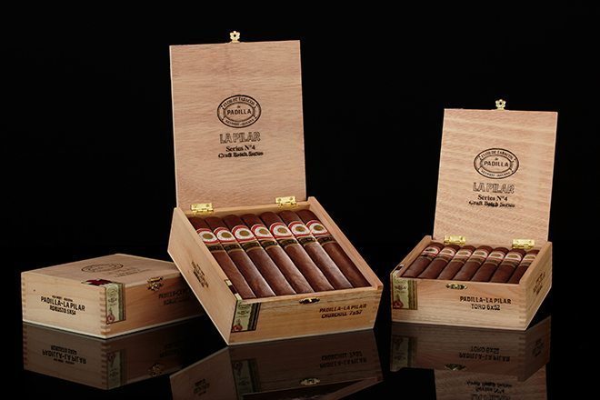 Padilla La Padilla La Pilar No. 4 Robusto Unit (20) Robusto