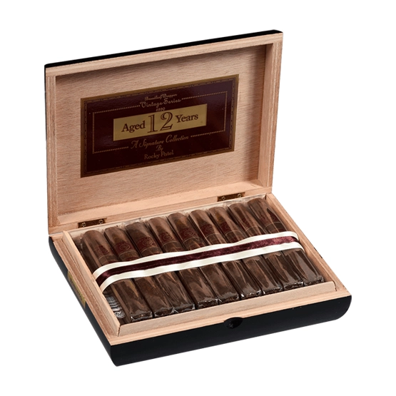Rocky Patel Vintage 12 Yrs 1990 Petite Corona Unit (20)