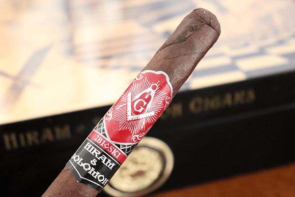 Hiram & Solomon Hiram & Solomon Veiled Prophet Lancero Box Unit (30) Lancero