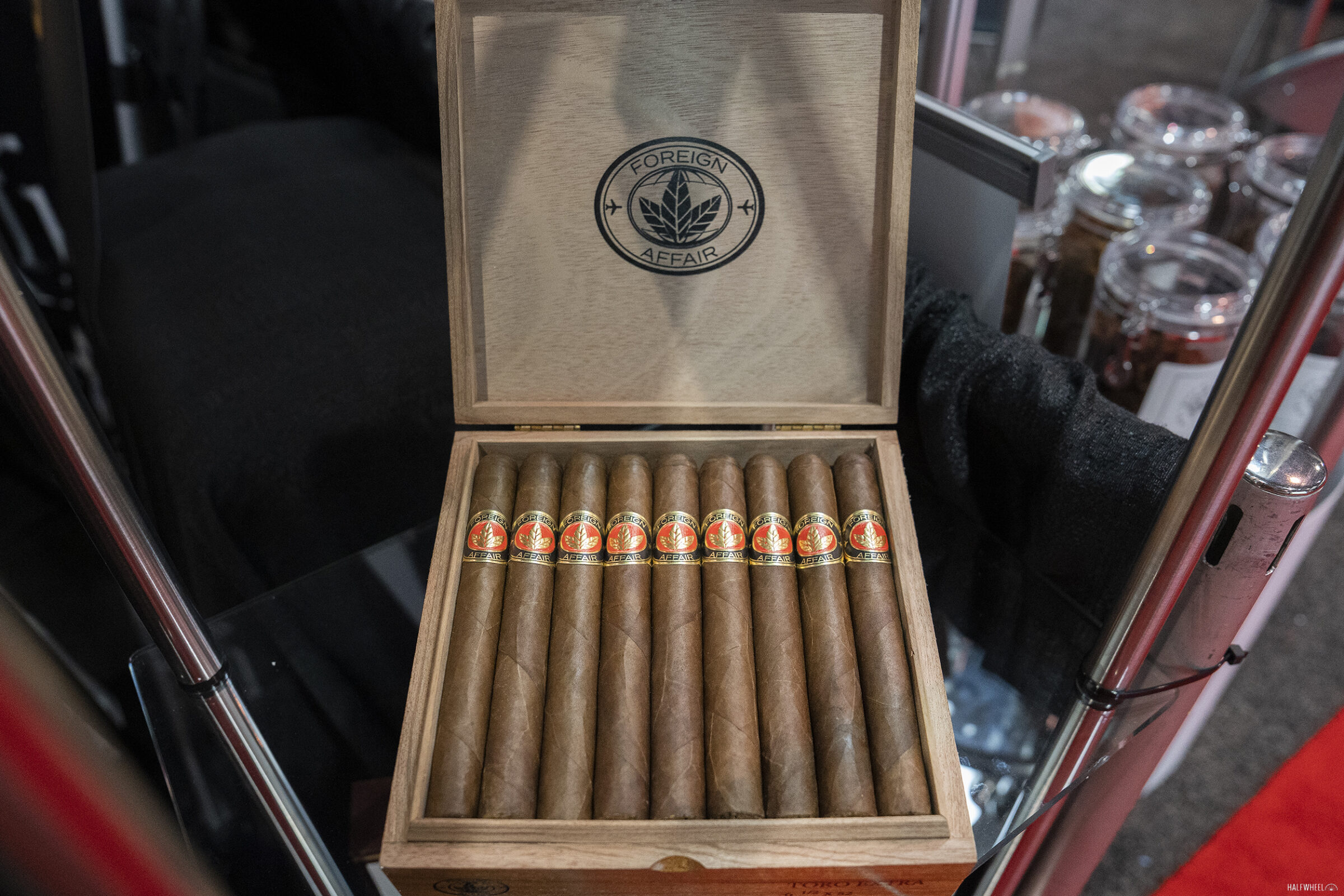 Luciano Luciano Foreign Affair Rothschild Unit (24)