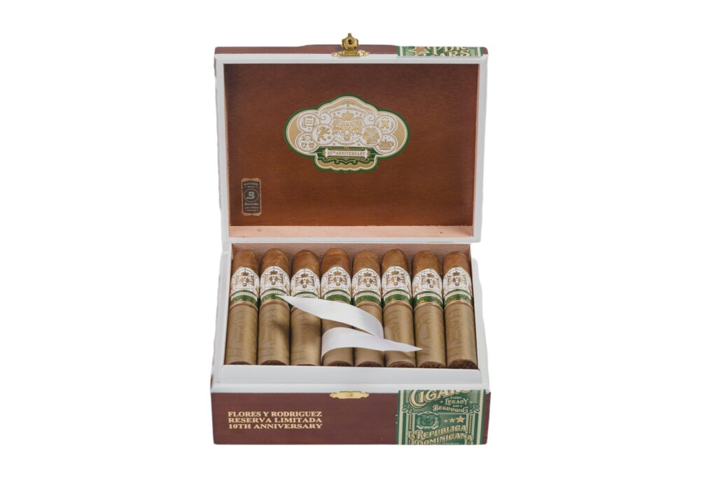 PDR PDR Flores Y Rodriguez 10th Anniversary Robusto Unit (24) Robusto
