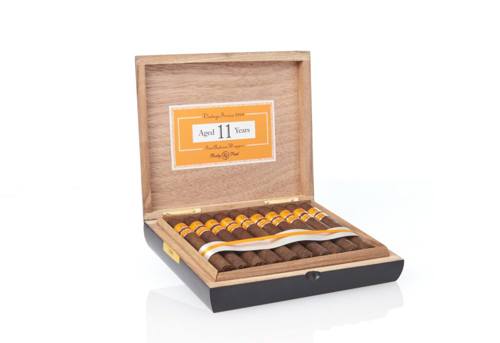 Rocky Patel Rocky Patel Vintage 11 Yrs 2006 Churchill Unit (20) Churchill