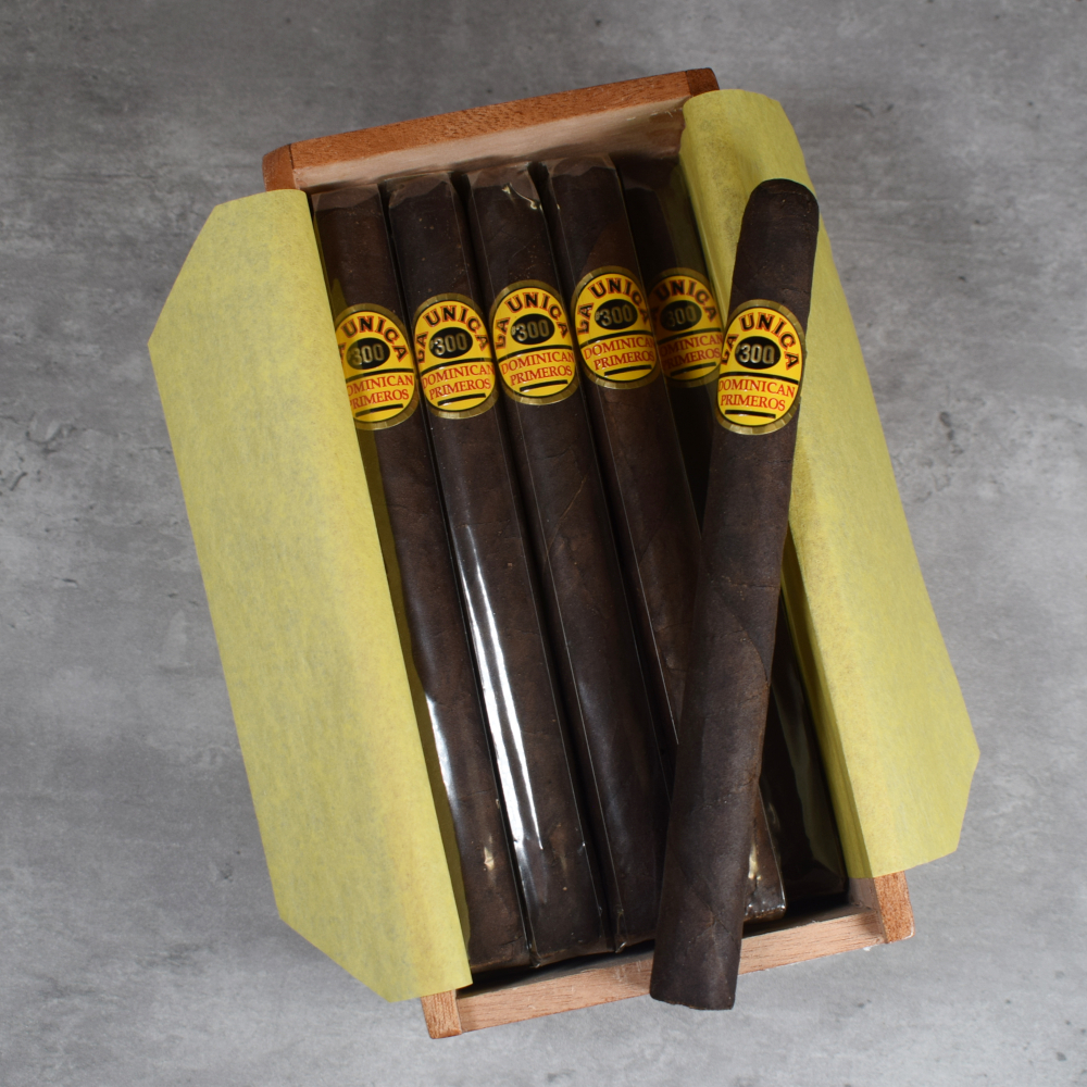 La Unica La Unica Maduro #300 Unit (20)